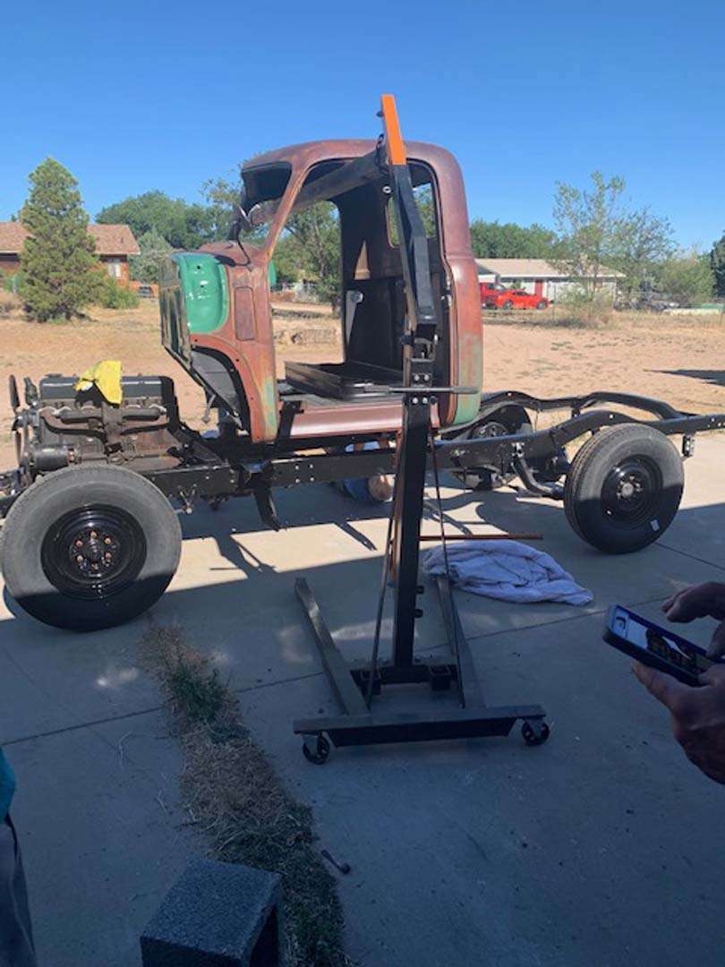 Setting cab